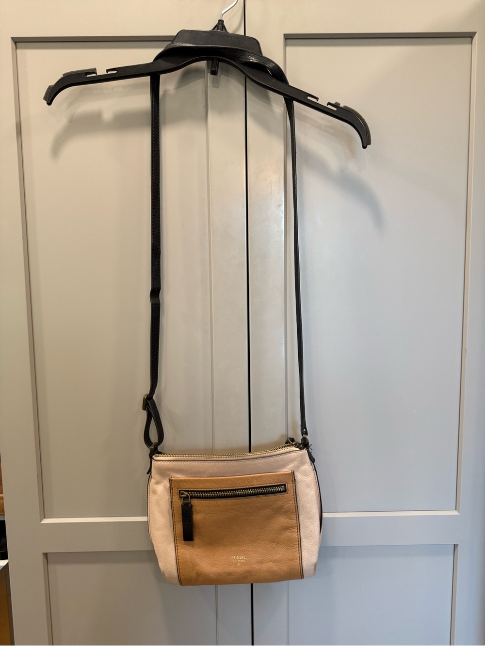 Fossil Two-Tone Tan and Cream Leather Crossbody with Black Strap